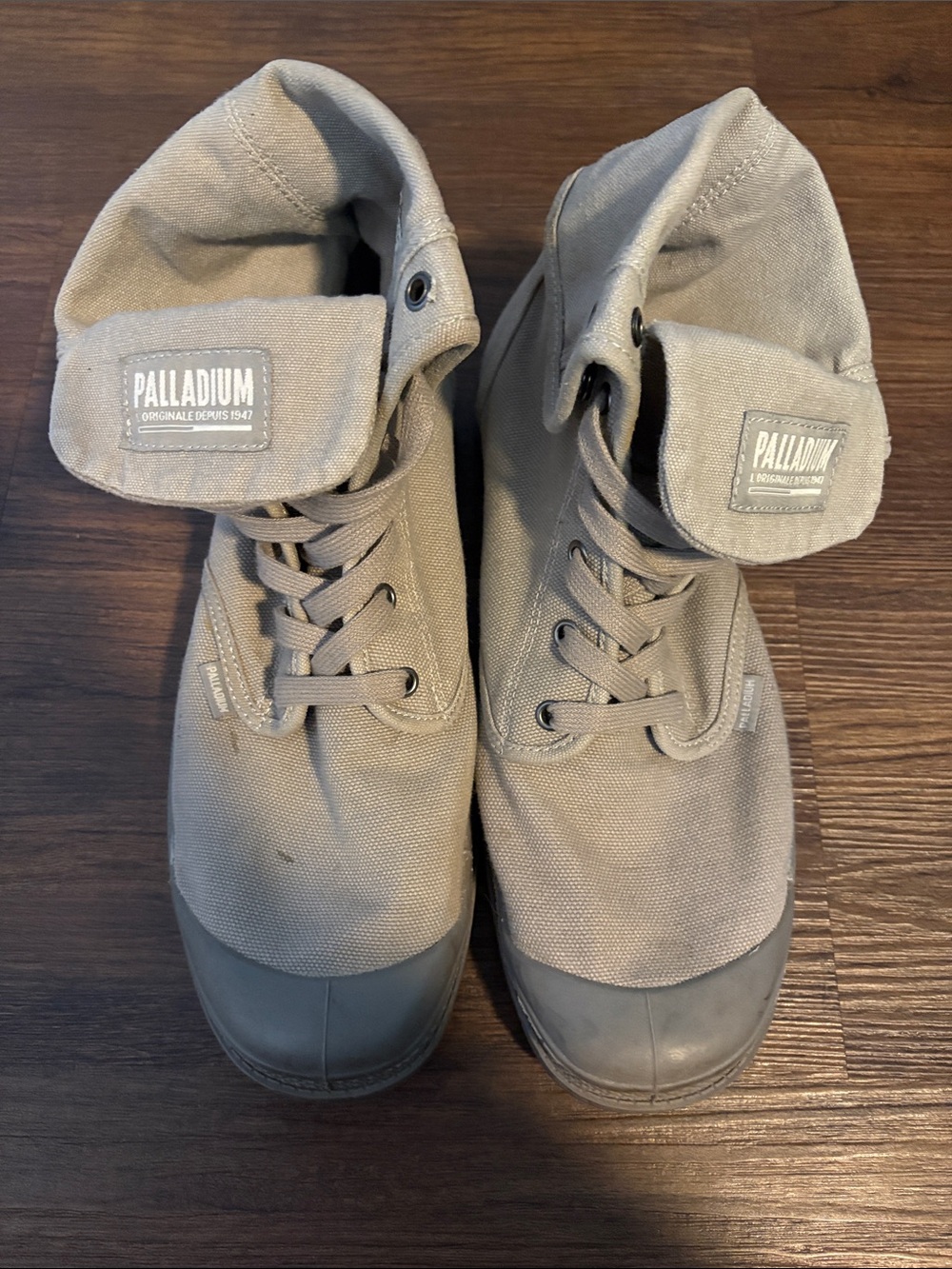 Palladium Fold-Top Canvas Boots in Light Taupe Men’s 10.5